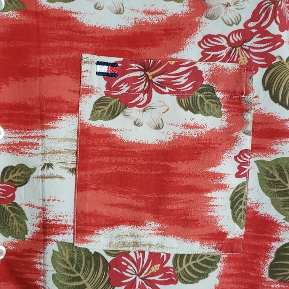 EUC Tommy Hilfiger Hawaiian Short Sleeve Shirt - Picture 2 of 6